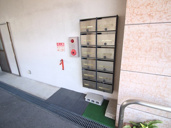 物件外観写真4　(建物設備)