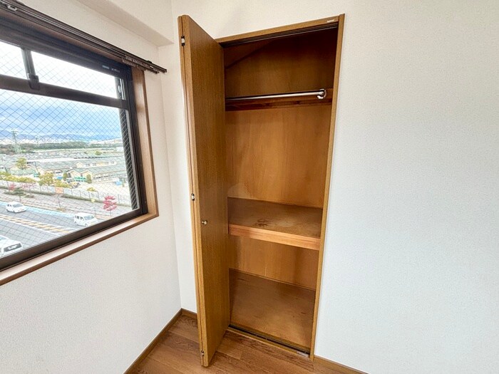 物件内観写真18　(収納)
