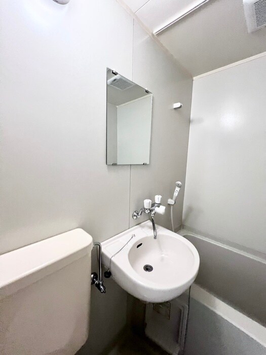 物件内観写真13　(洗面)