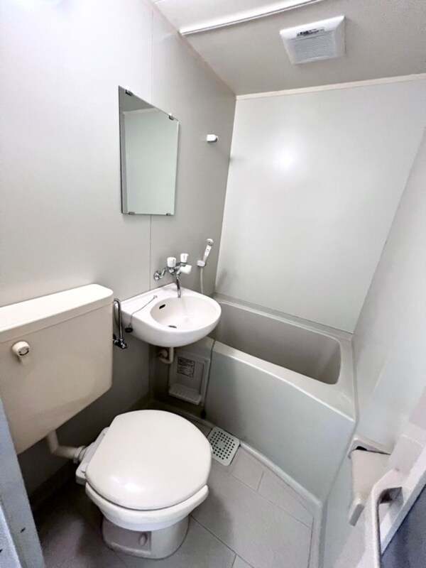 バス／シャワールーム等