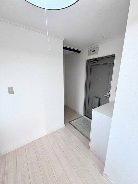 物件内観写真18　(廊下)