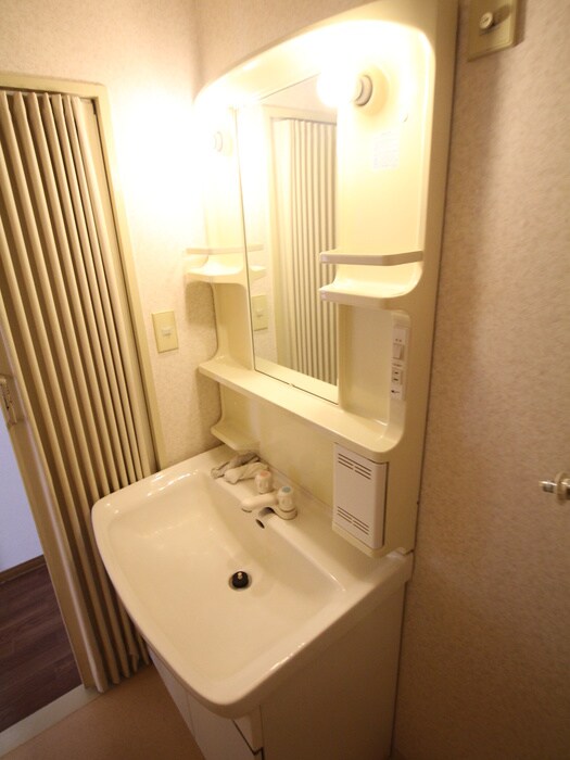 物件内観写真15　(洗面)