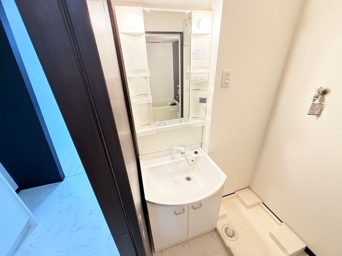 物件内観写真10　(洗面)