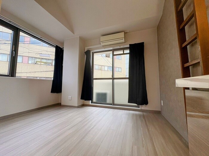 物件内観写真9　(居室)