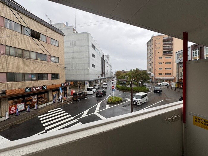 物件内観写真22　(室内からの展望)