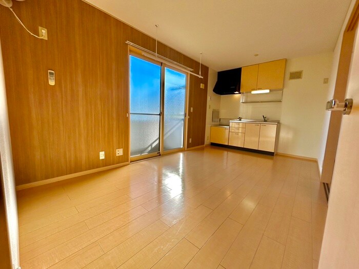 物件内観写真7　(居室)