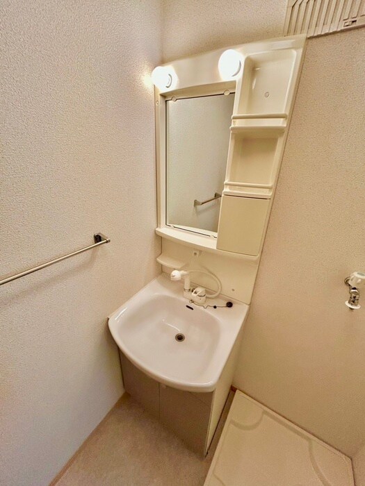 物件内観写真14　(洗面)