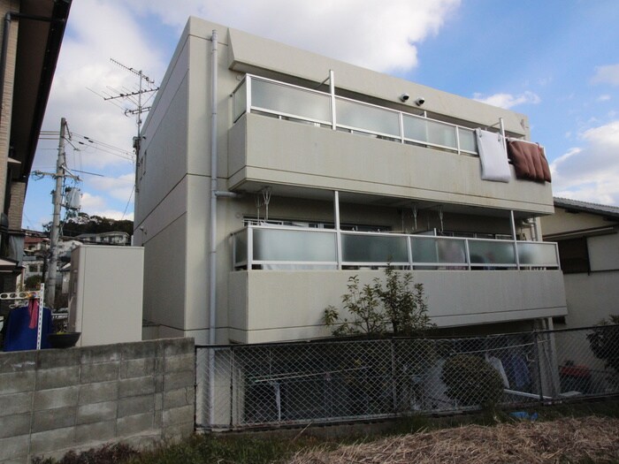 物件外観写真3　(外観写真)