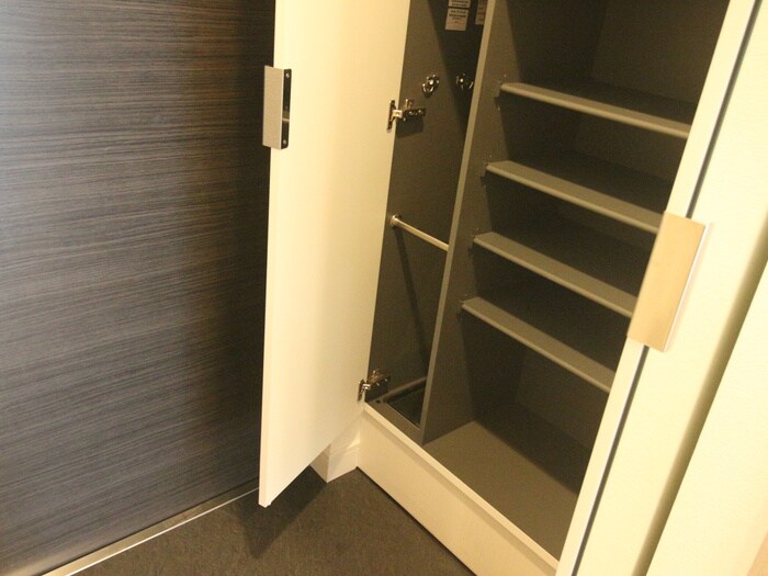 物件内観写真11　(靴箱)
