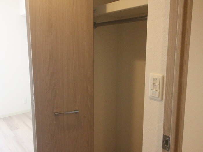 物件内観写真18　(収納)