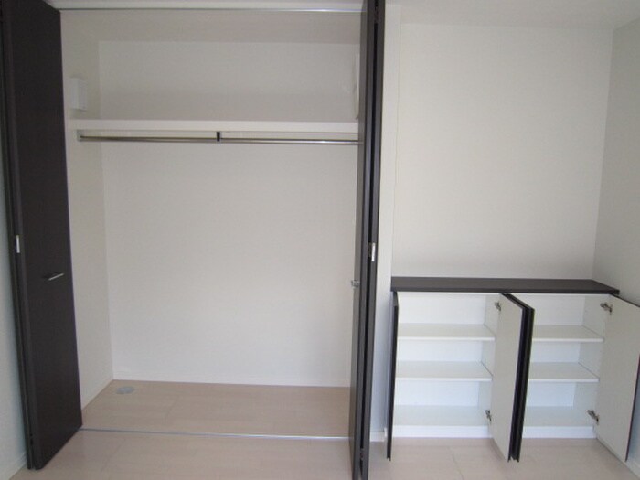 物件内観写真10　(収納)
