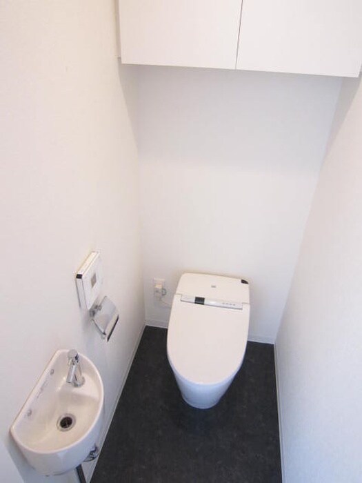 物件内観写真13　(トイレ)