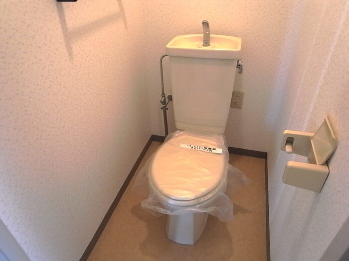 物件内観写真10　(トイレ)