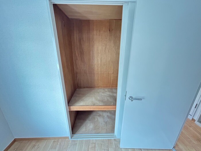 物件内観写真14　(収納)