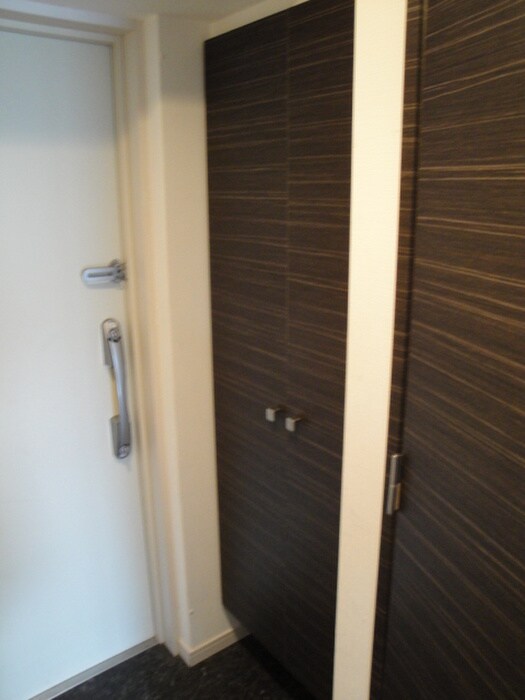 物件内観写真11　(靴箱)