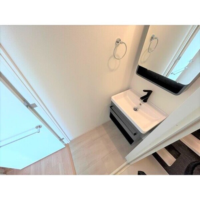 物件内観写真10　(洗面)