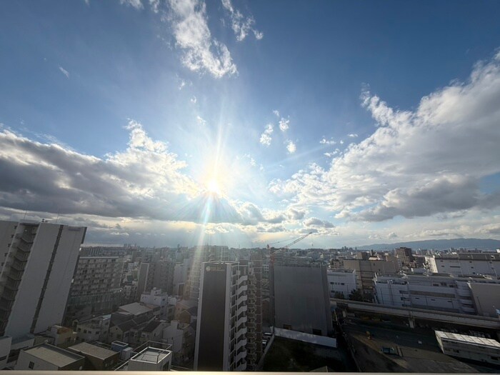 物件内観写真13　(室内からの展望)