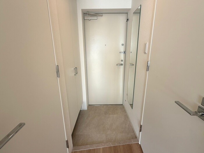 物件内観写真21　(玄関)