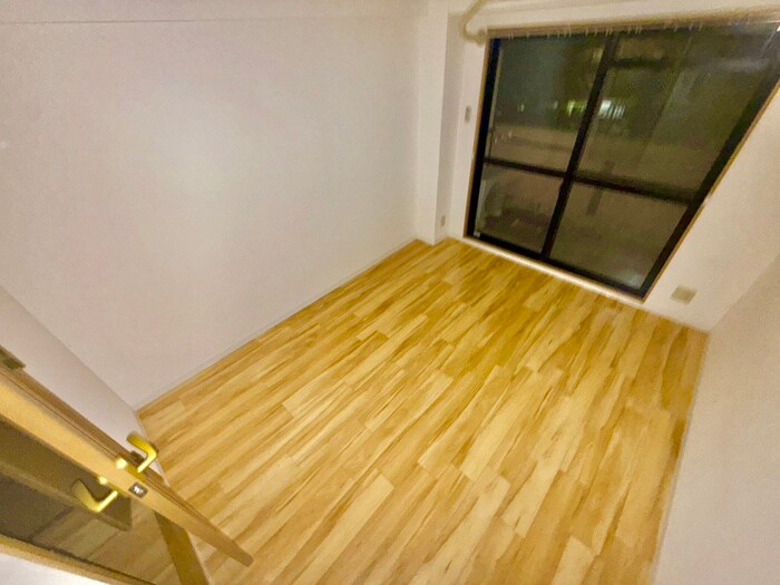 物件内観写真15　(居室)