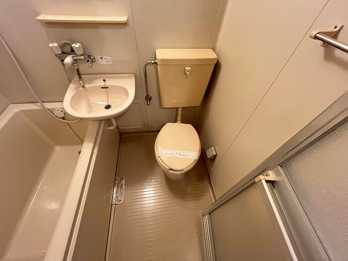 物件内観写真11　(トイレ)