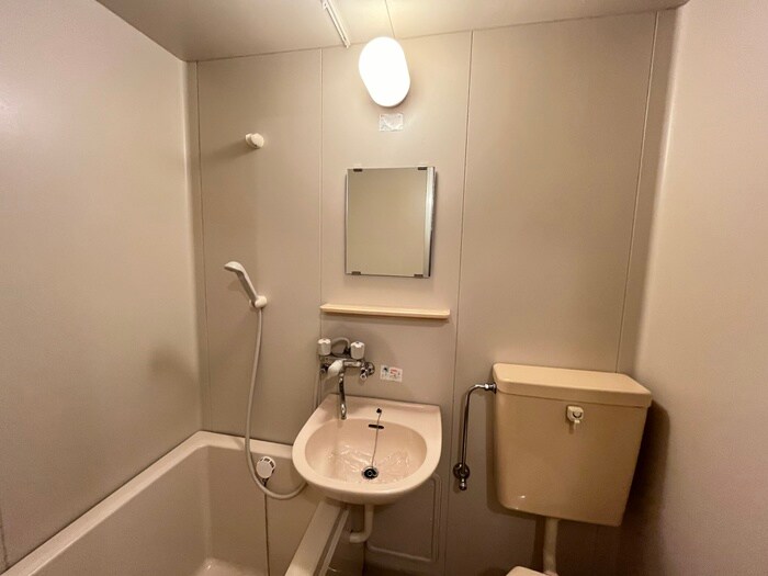 物件内観写真12　(洗面)