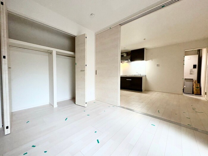 物件内観写真8　(居室)