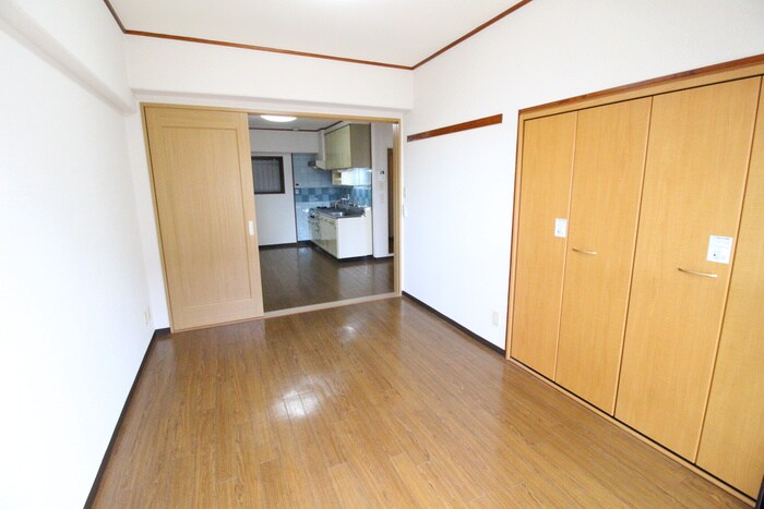 物件内観写真9　(居室)