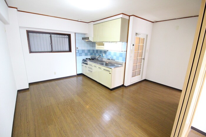 物件内観写真12　(居室)