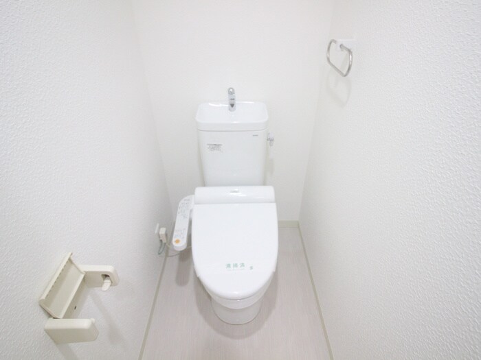 物件内観写真14　(トイレ)