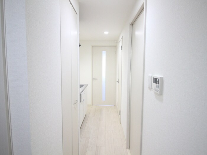 物件内観写真21　(廊下)