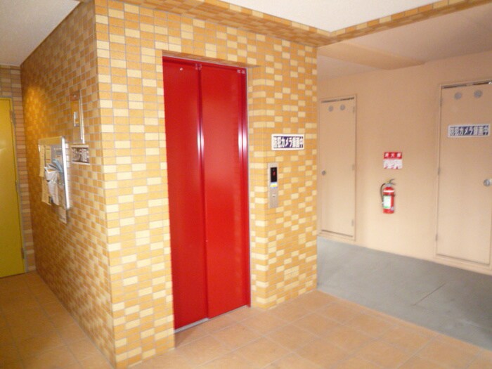 物件外観写真6　(建物設備)