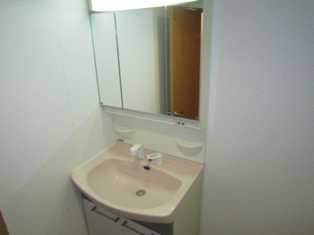 物件内観写真13　(洗面)