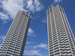 ｱﾙｻﾞﾀﾜｰｽﾞ･ｸﾞﾘｰﾝﾀﾜｰｽﾞ(3402)外観写真