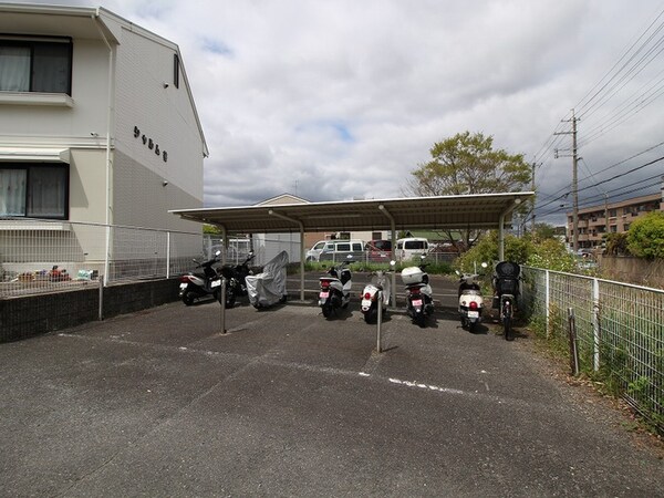 バイク置き場