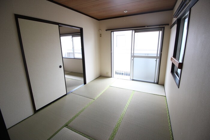 物件内観写真12　(居室)