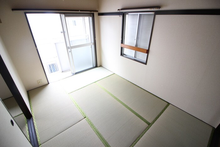 物件内観写真19　(居室)