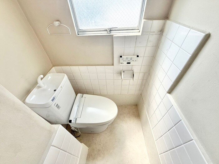 物件内観写真15　(トイレ)