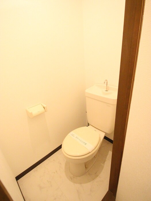 物件内観写真10　(トイレ)