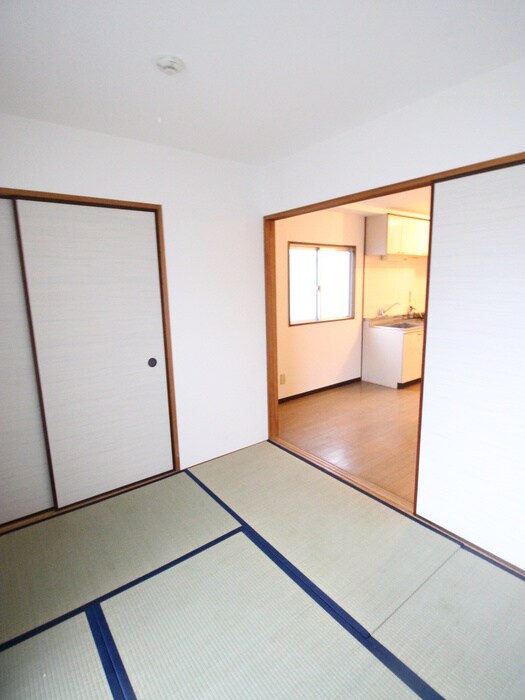 物件内観写真14　(居室)