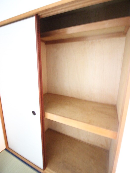 物件内観写真15　(収納)