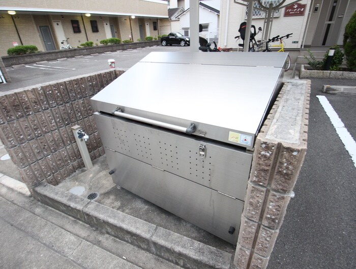 物件外観写真6　(建物設備)