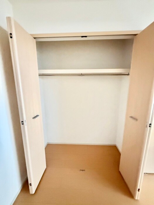 物件内観写真16　(収納)