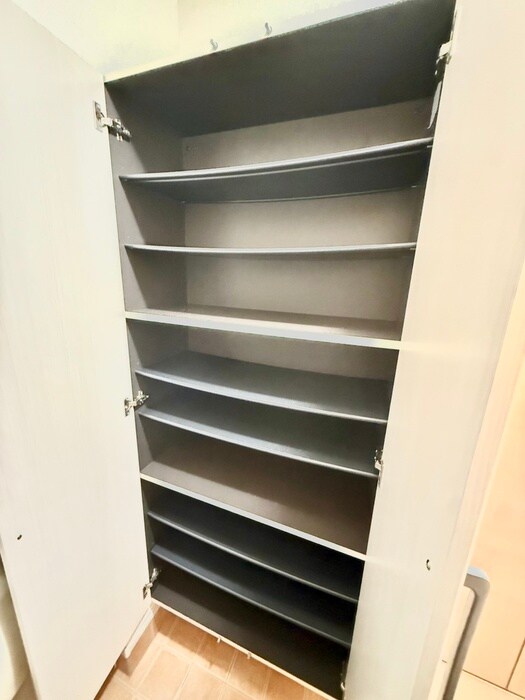 物件内観写真19　(靴箱)