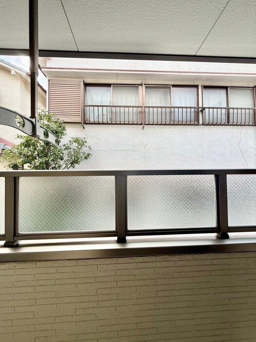 物件内観写真21　(室内からの展望)