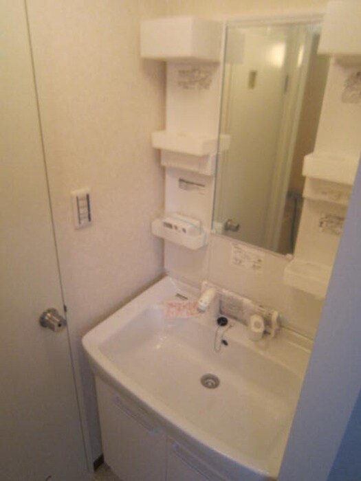 物件内観写真12　(洗面)