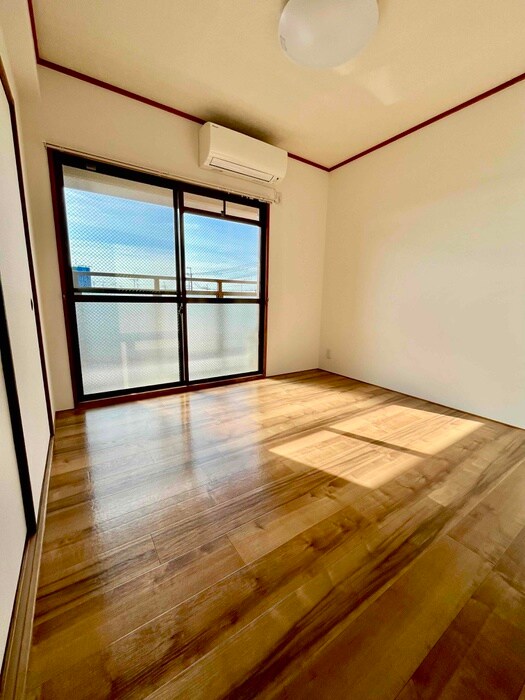 物件内観写真12　(居室)