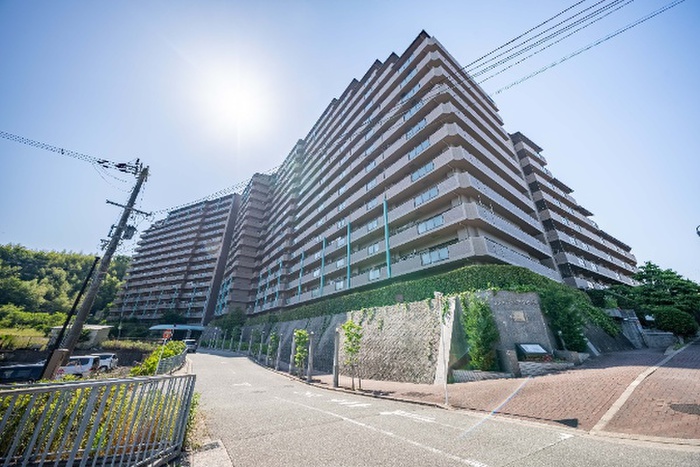 ﾚｼﾞｵﾝｽｸｴｱ緑地公園4番館(1026)