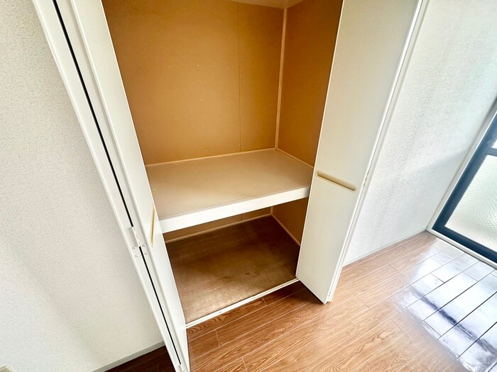物件内観写真15　(収納)