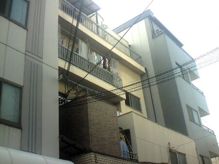 手島マンション外観写真