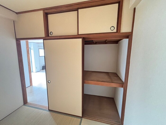物件内観写真6　(収納)